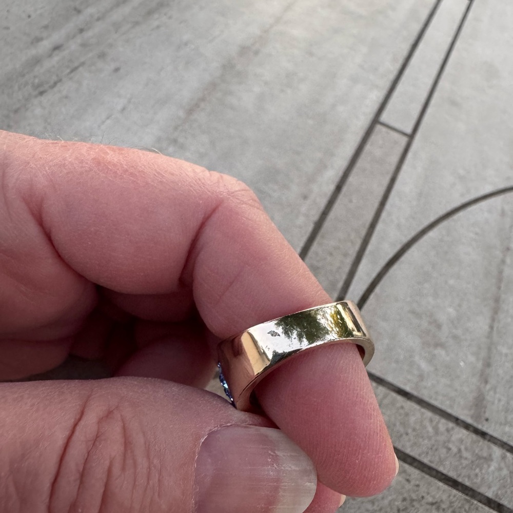JCM Brass Ring w/Malaysian Crystals - Picture 6 of 6